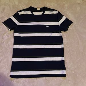 Hollister Striped V Neck Shirt. Small